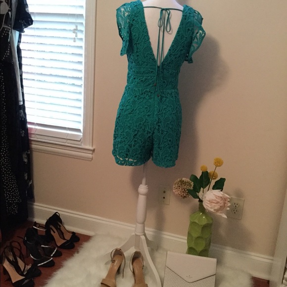 Brand new romper - Picture 1 of 2